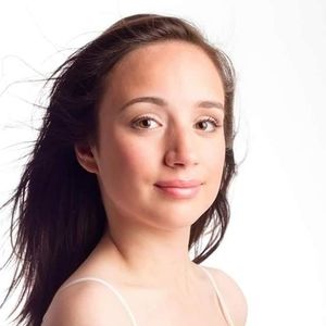 Meet your Posher, Clara